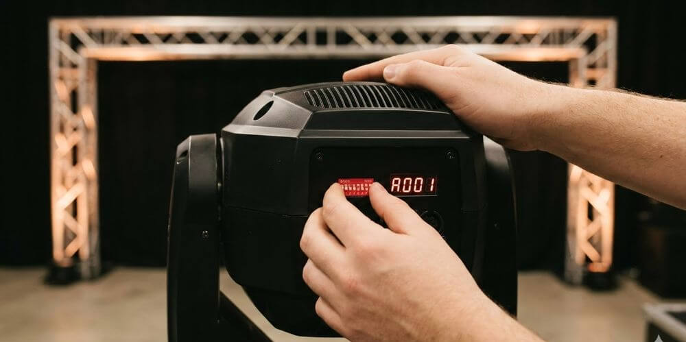 Comment adresser ses projecteurs en DMX