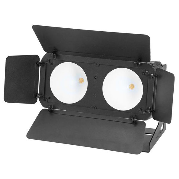 Eurolite LED CBB-2 WW/CW Fairlight : Avis & Test : Lumière, faisceau et fiabilité