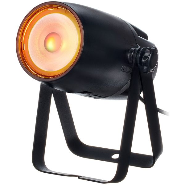 Eurolite LED PST-10 QCL Spot : Avis sur la puissance et le rendu lumineux