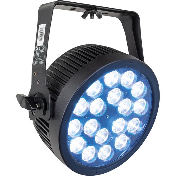 Showtec Compact Par 18 Q4 Black : Test approfondi de ce luminaire de scène